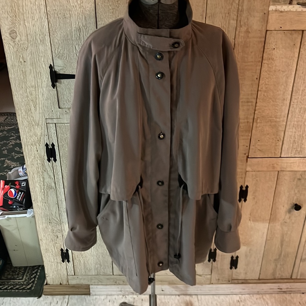 Rain/Fall Jacket Size 2x Pristine! - image 2